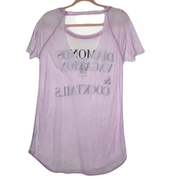 NEW Chaser Diamonds Vacation & Cocktails Distressed Pink Black Glitter Tee Sz. M - Picture 2 of 3